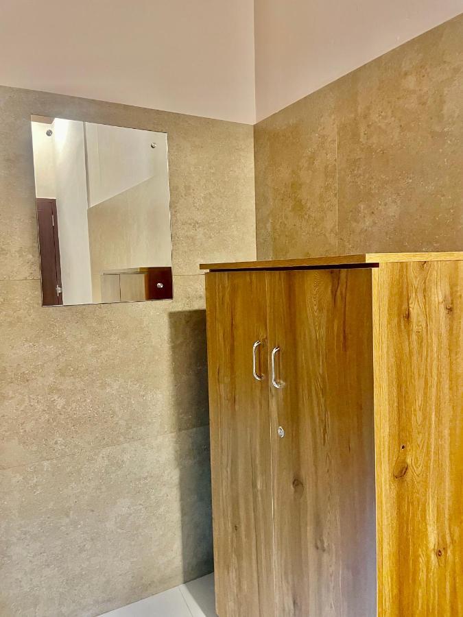 Reach Residency Hotell Kochi Eksteriør bilde