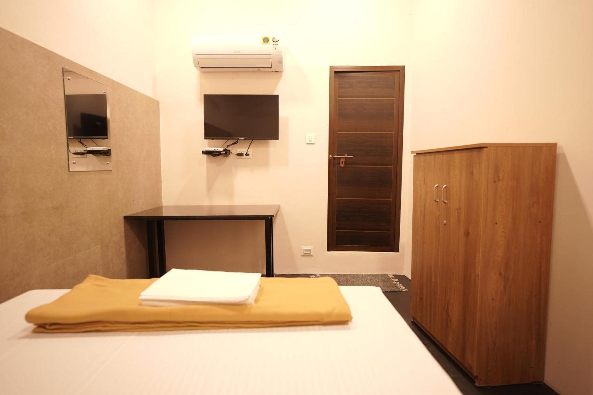 Reach Residency Hotell Kochi Eksteriør bilde