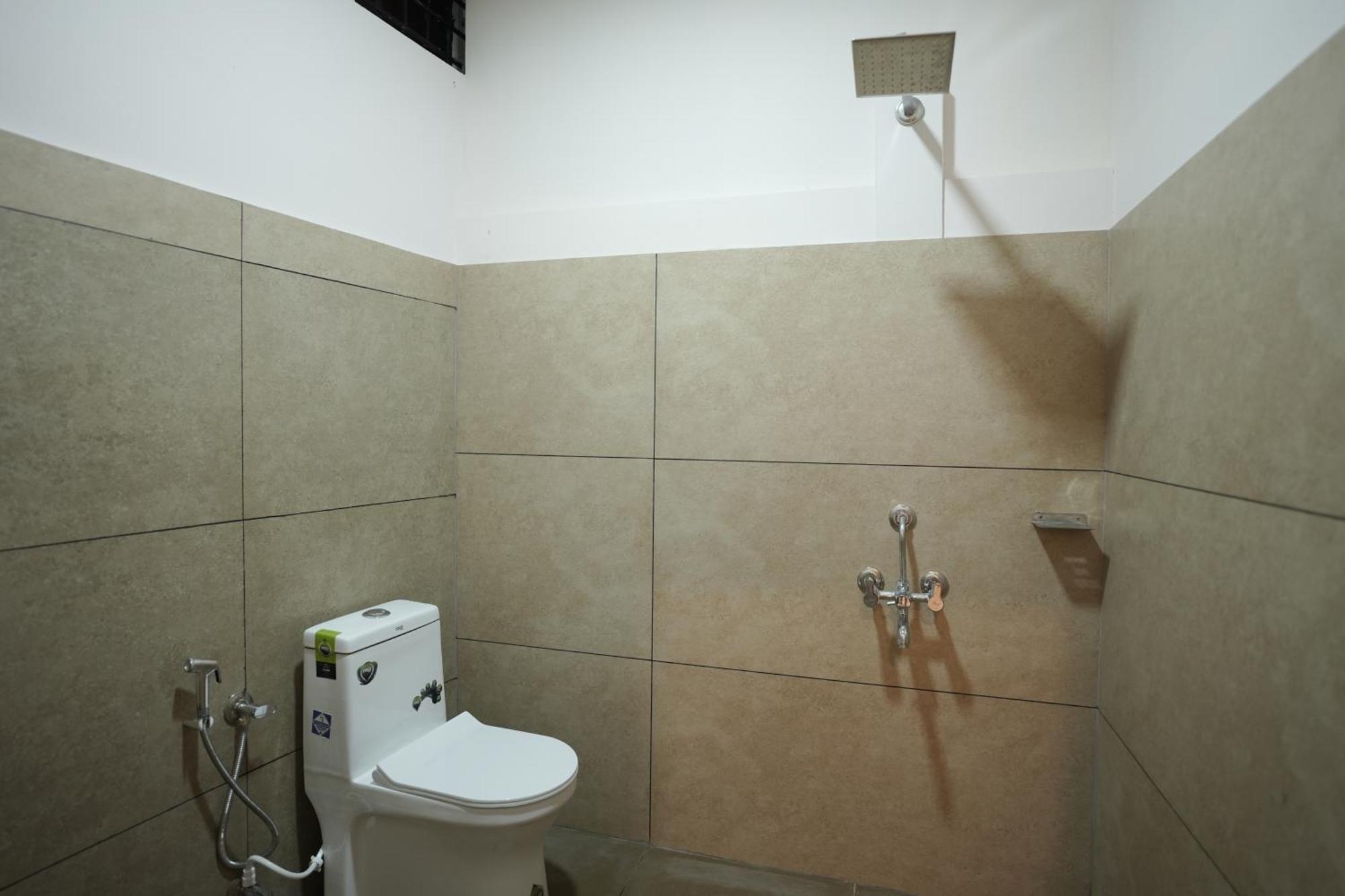 Reach Residency Hotell Kochi Eksteriør bilde